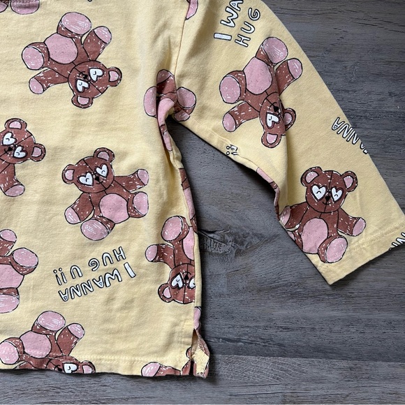 Zara | Bear-y Cute Outfit - Picture 4 of 9